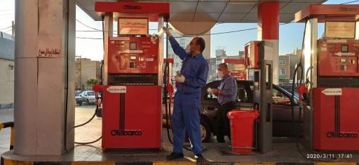 عکس پمپ بنزین دانشفر