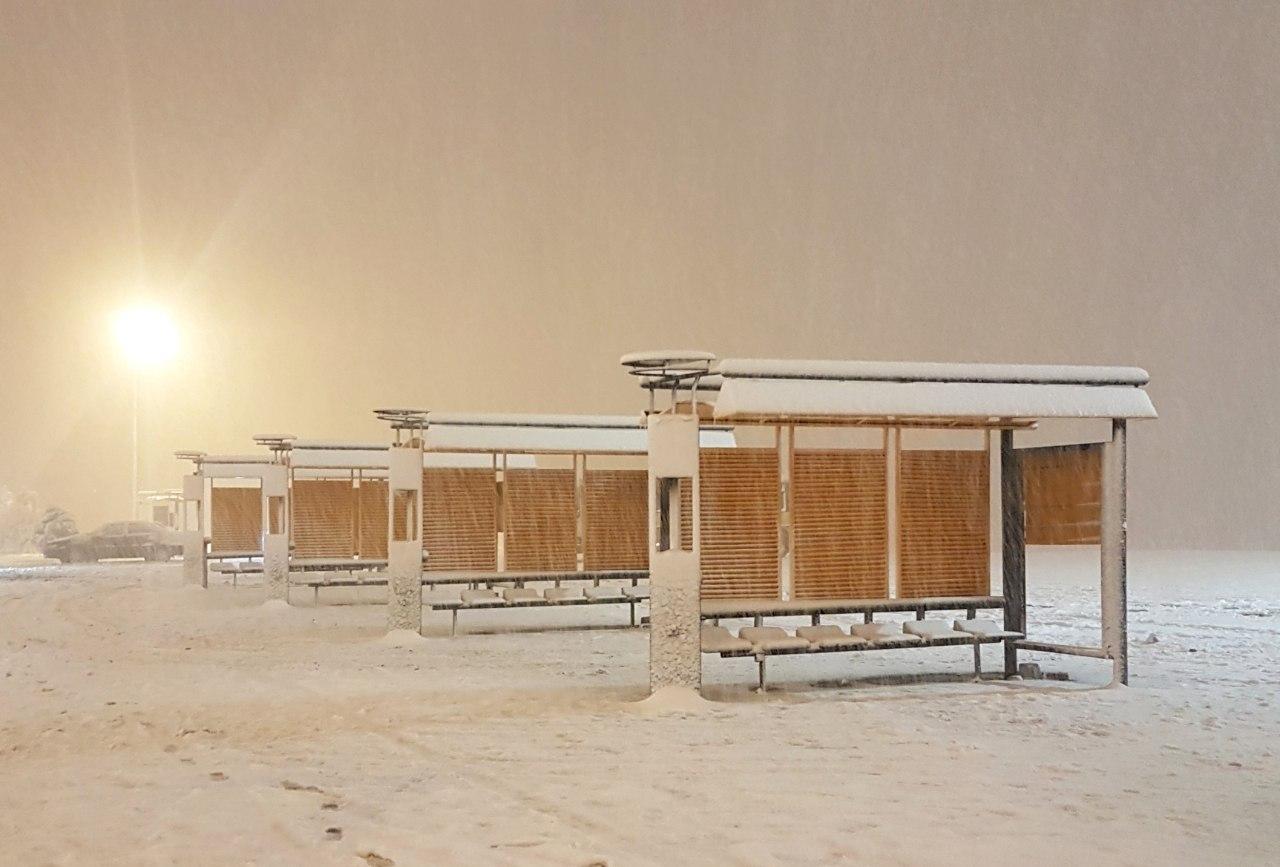 عکس پایانه مسافربری داخلی پرند