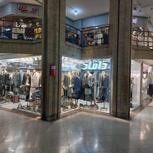 عکس مرکز تجاری میدان انقلاب