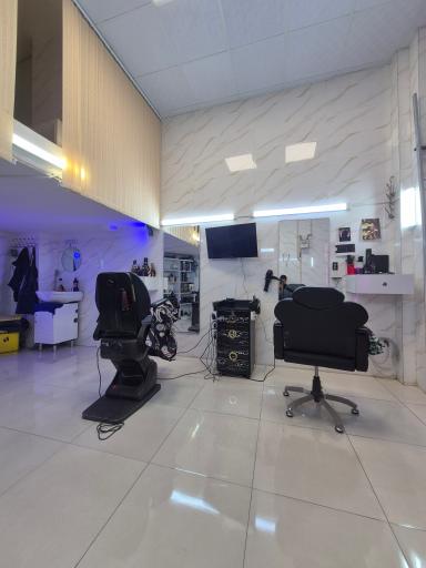 عکس آرایشگاه مهندس زراعی