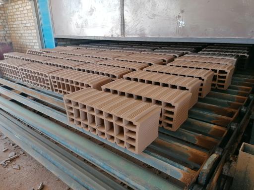 عکس کارخانه مانا خراسان