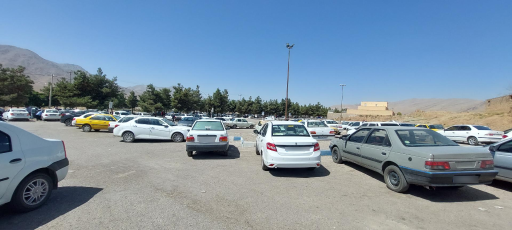 عکس پارکینگ عمومی امامزاده