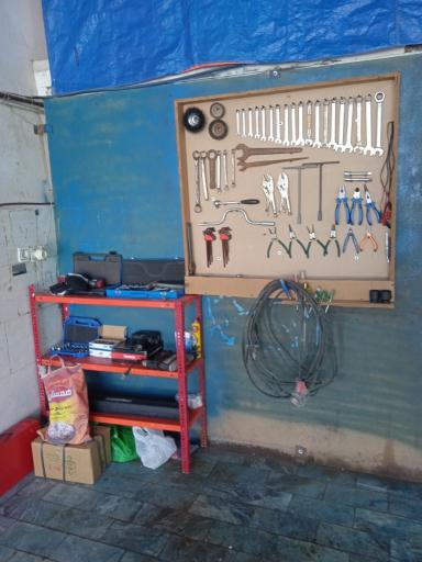 عکس مکانیکی حسین ولیپوری 