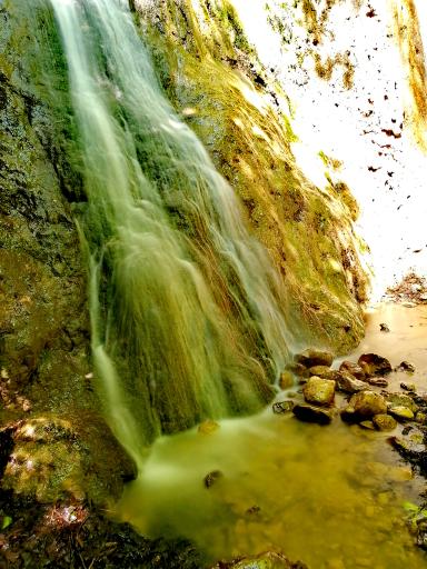 عکس آبشار آزاد مهر