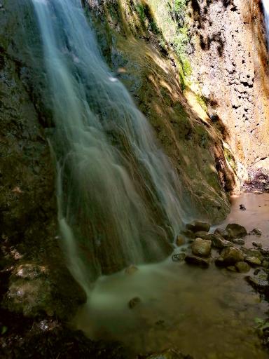 عکس آبشار آزاد مهر