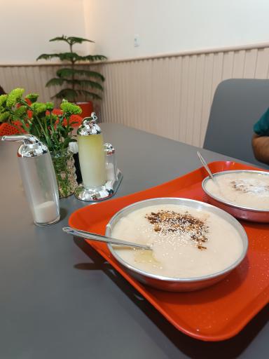 عکس آش و حلیم ملاقه شعبه مرکزی