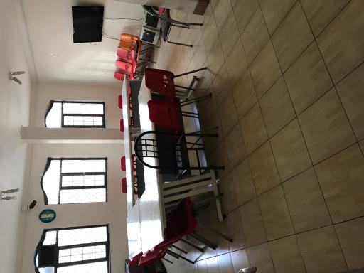 مرکز آموزش زبان سفیر دانش