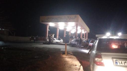 عکس پمپ بنزین