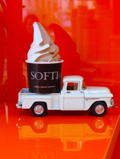 عکس بستنی سافتی