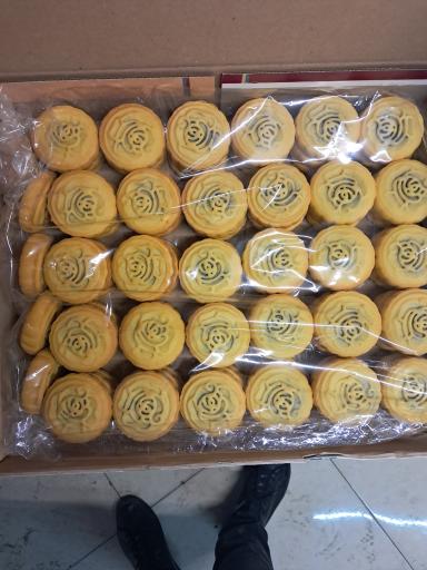 عکس پخش مواد غذایی ایساتیس