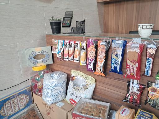 عکس پخش مواد غذایی ایساتیس