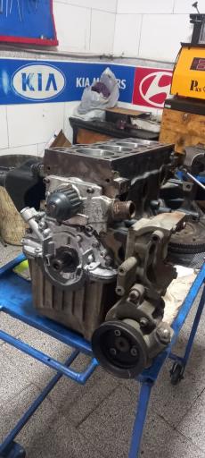 عکس تعمیرگاه فنی تخصصی و لوازم یدکی حسام