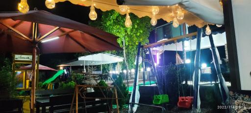 عکس رستوران سنتی چشمیران