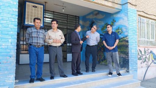 عکس دبیرستان قیام