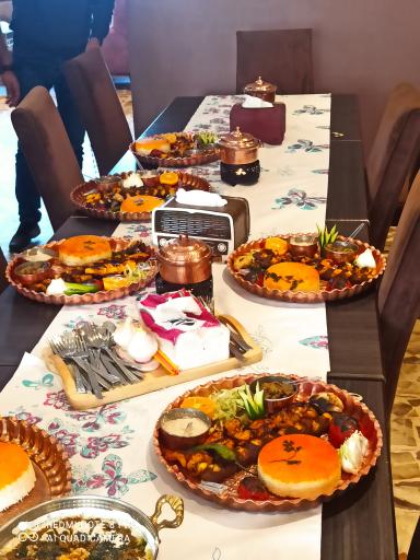 عکس رستوران سنتی چشمیران