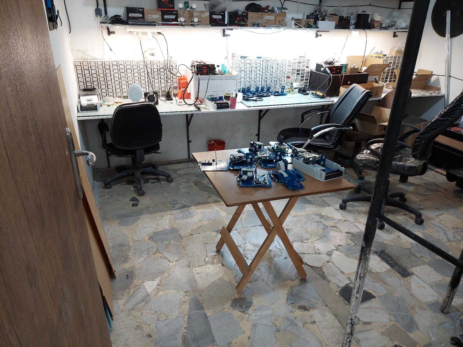 عکس نواندیشان صنعت الکترونیک داتیس 