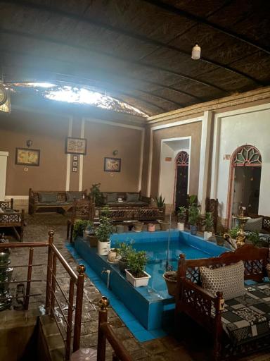 عکس عمارت سنتی آیریک