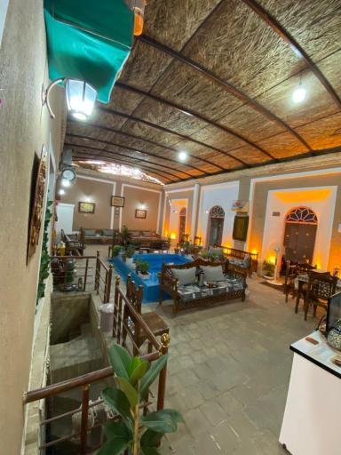 عکس عمارت سنتی آیریک