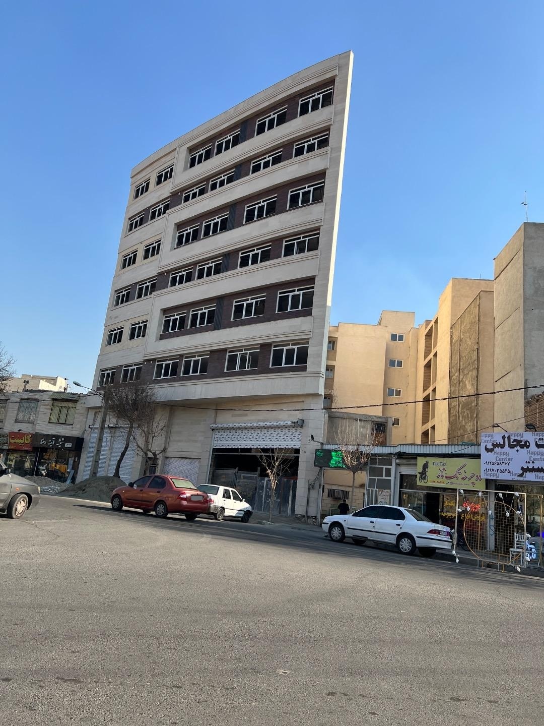 عکس برج اسپرلوس رضایی