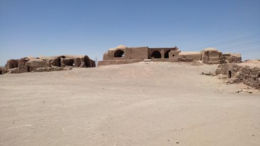 عکس دخمه زرتشتیان