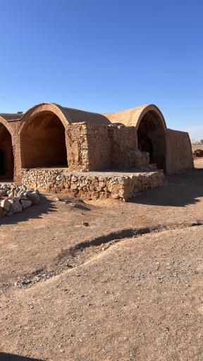 عکس دخمه زرتشتیان