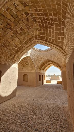 عکس دخمه زرتشتیان