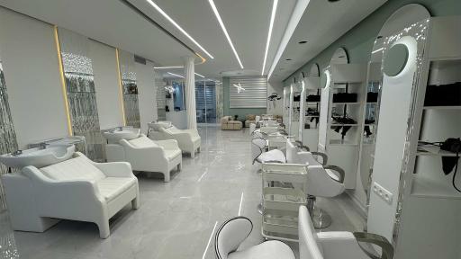 عکس کلینیک صافی مو و ریباندینگ لیلاشمسایی