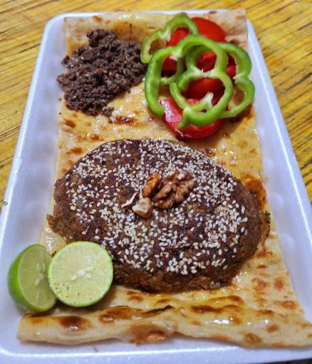 عکس کباب کوبیده مرغ و بریونی اصفهان