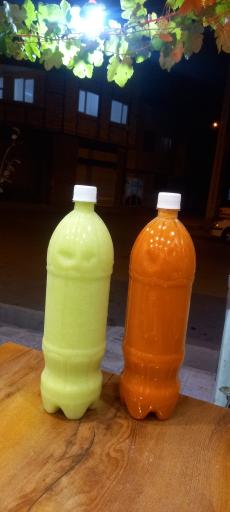 عکس آبمیوه و بستنی زردکوهی