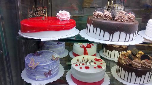 عکس شیرینی سرای ترنج