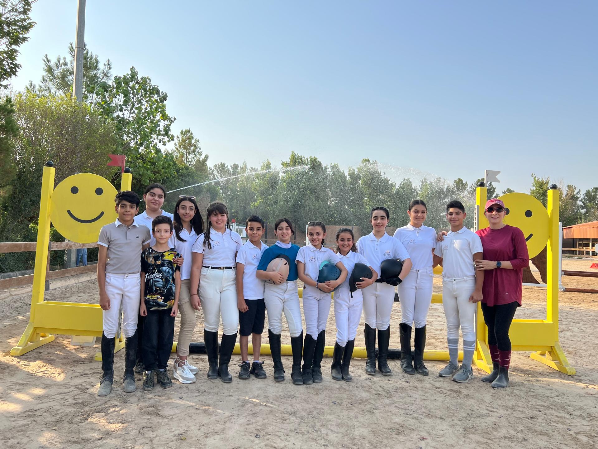 عکس باشگاه و انجمن سوارکاری فردوسی