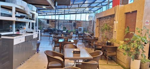 عکس کافه رستوران قهرمان 