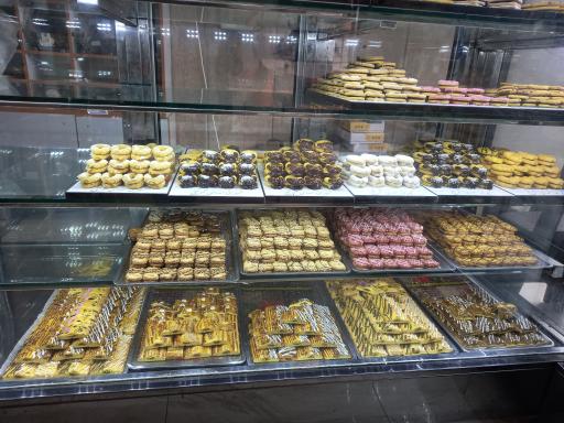 شیرینی سرای ترنج