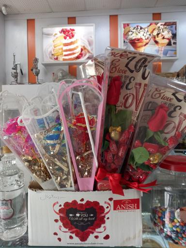 عکس شیرینی سرای ترنج