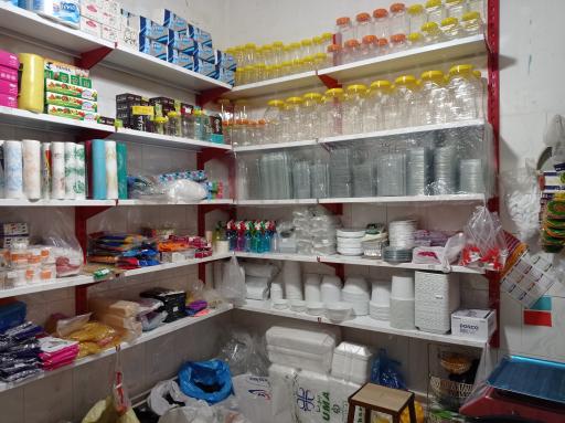 عکس ظروف یکبار و پلاسکو امیر