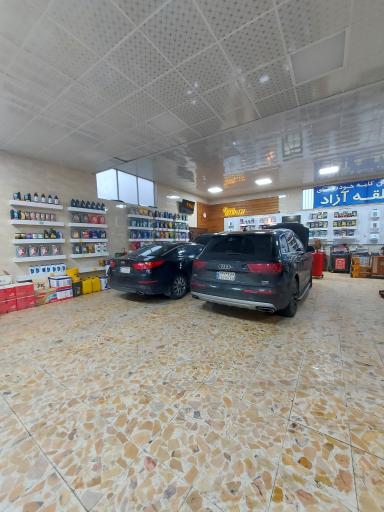 عکس تعویض روغن حاج قربان