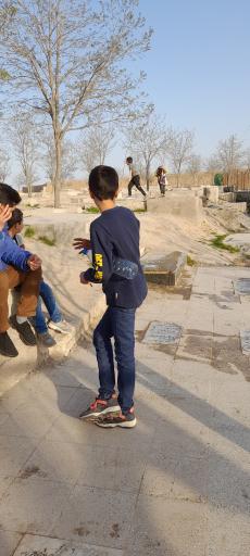 عکس قبرستان کریم آباد مختاری پور