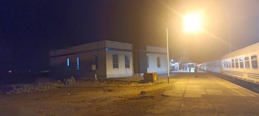 عکس ایستگاه راه آهن آزادوار