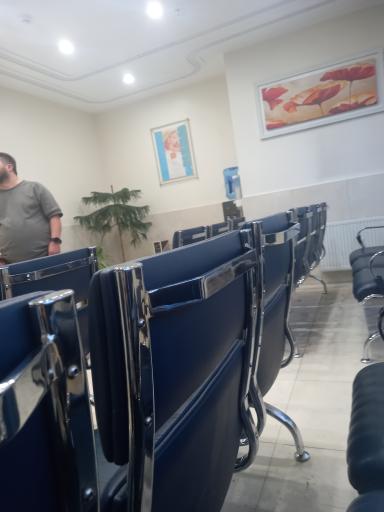 رادیولوژی و سونوگرافی مرکز تصویربرداری پزشکی پورسینا