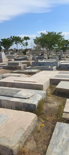 عکس قبرستان کریم آباد مختاری پور