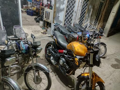 عکس تعمیرگاه موتورسیکلت احدی