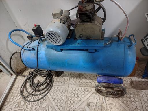 عکس تعمیرگاه موتورسیکلت احدی