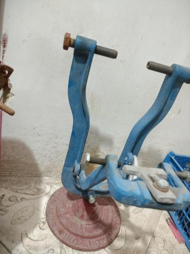 عکس تعمیرگاه موتورسیکلت احدی