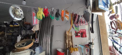 عکس ابزار و یراق جواد غلامپور 