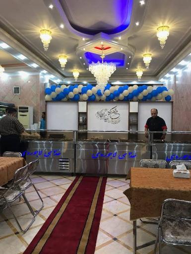 عکس تهیه غذا و آشپزخانه لاجوردی