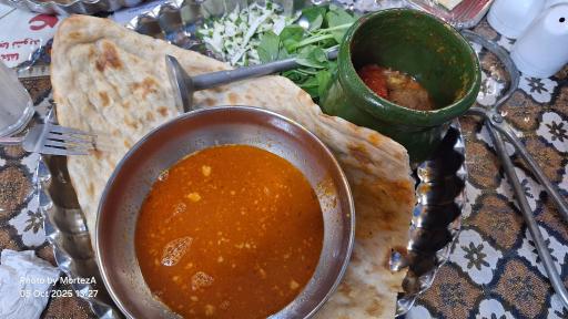 عکس رستوران سنتی تاریخی