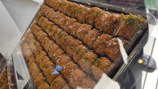 عکس نان و شیرینی نیکه