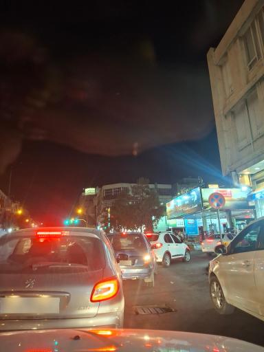 عکس پمپ بنزین شماره ۲۴۰