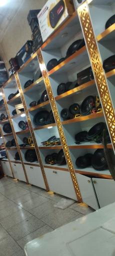 عکس ایمان سیستم لوکس‌شیشه‌دودی