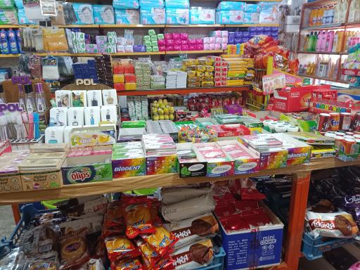 عکس سوپر مارکت نیکنام